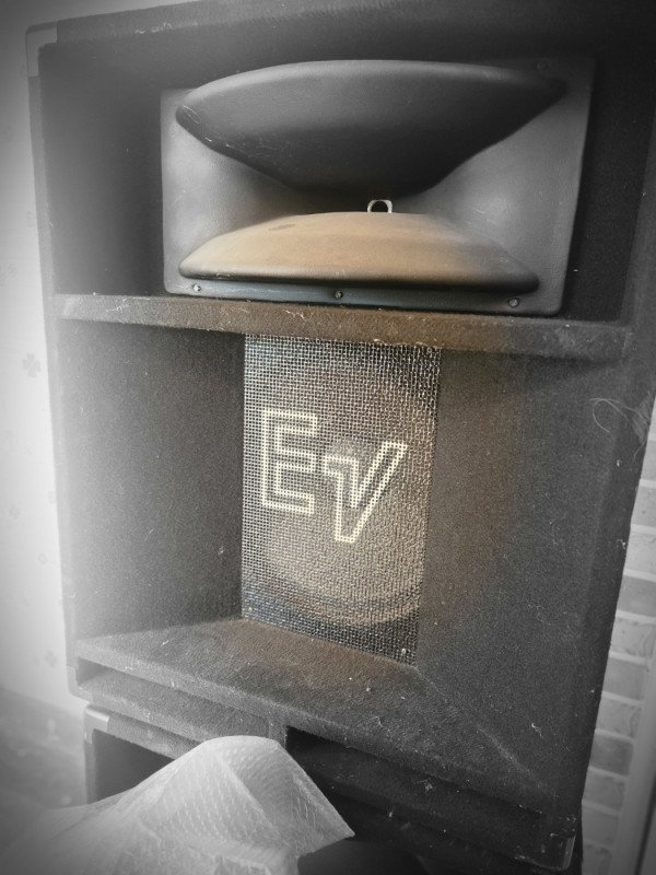 음향, EV 스피카